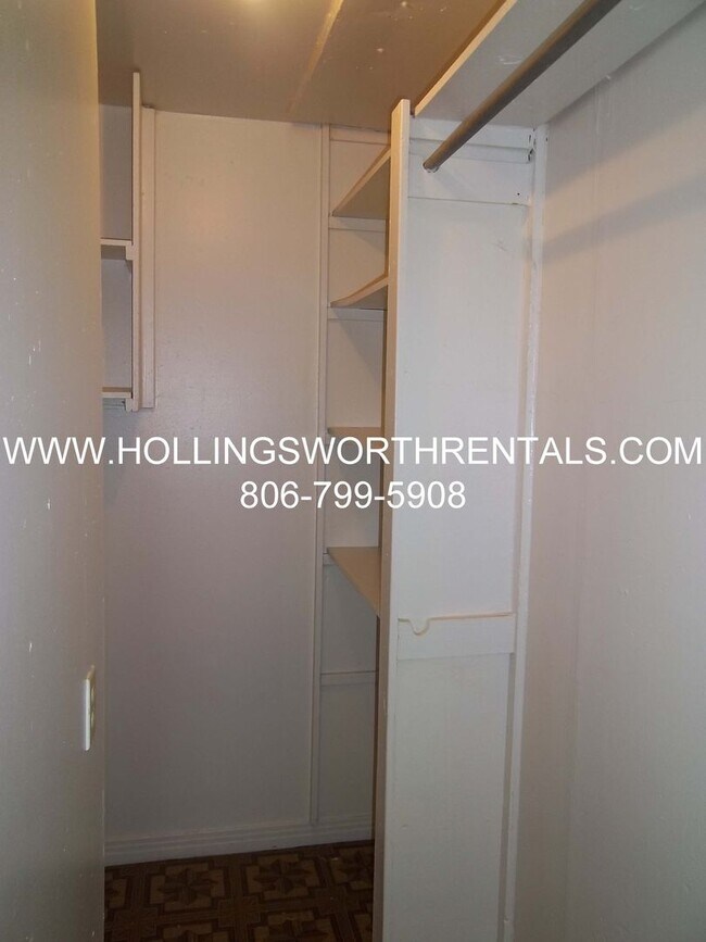 Building Photo - 2 Bedroom 1 Bath House in Tech Terrace