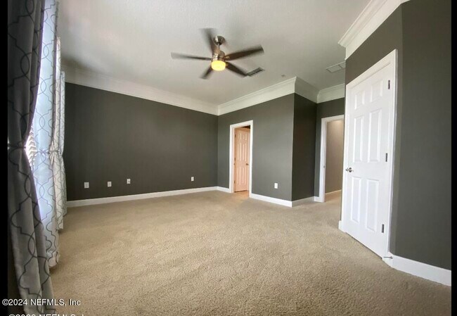 Building Photo - 9823 Tapestry Park Circle
