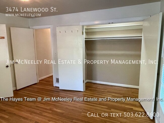 Building Photo - 3474 Lanewood St