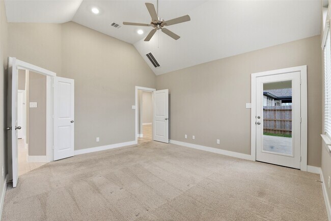 Building Photo - 808-808 Marisol Bay Dr