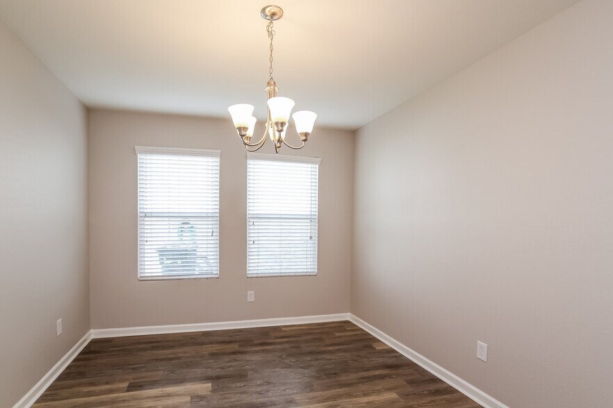 Building Photo - 9969 Kingfisher Dr