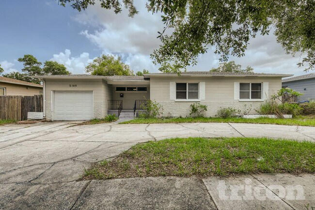 Building Photo - 5149 22nd Ave N