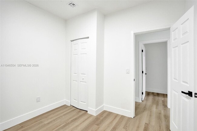 Building Photo - 1846 Racquet Ct