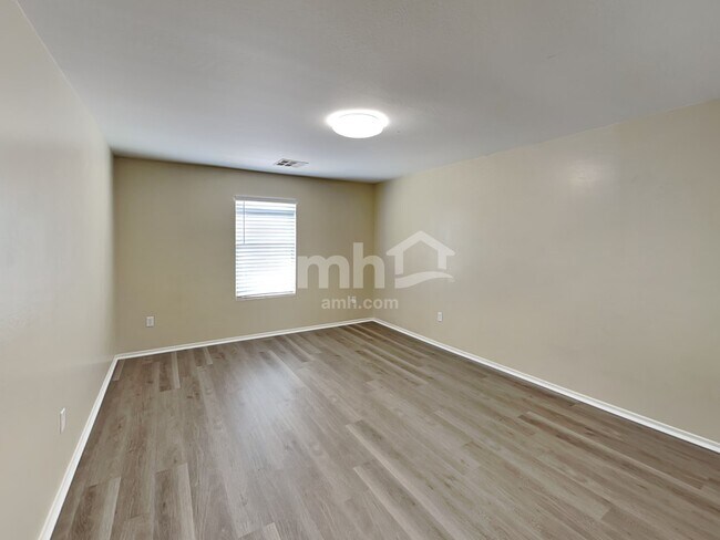 Building Photo - 6803 S 41st Ln