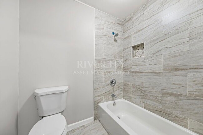 Building Photo - Berclair Beauty: Newly Renovated 3 Bed, 2 Full Bath Gem in 38122! PRICE DROP!!!!