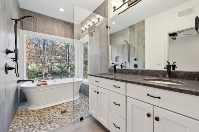 Framless shower and dual vanities - 13232 Withers Cove Rd