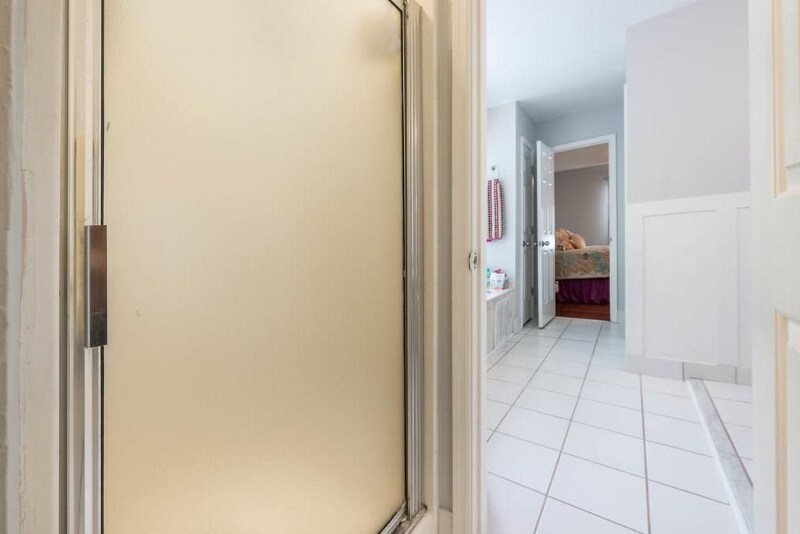 Building Photo - 5036 Laurel Bridge Dr SE