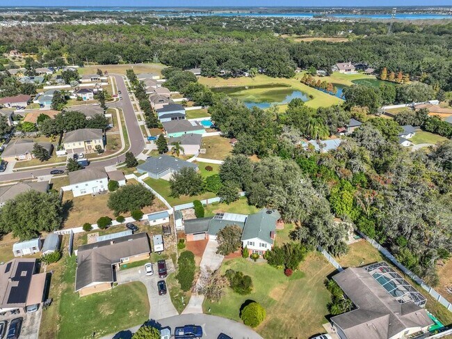 Building Photo - 223 Denese Ln