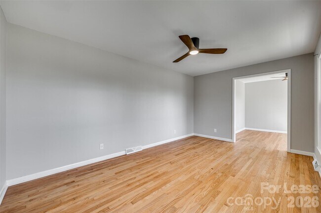 Building Photo - 1615 Tillman St