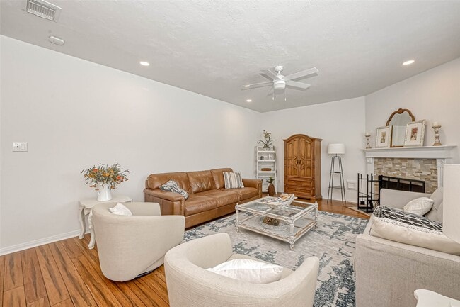 Building Photo - 16535 Oat Mill Dr