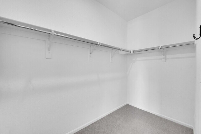 Building Photo - $2,550.00 - 3 Bedrooms, 3 Bathrooms, Singl...