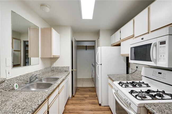 Building Photo - 2200 S Fort Apache Rd