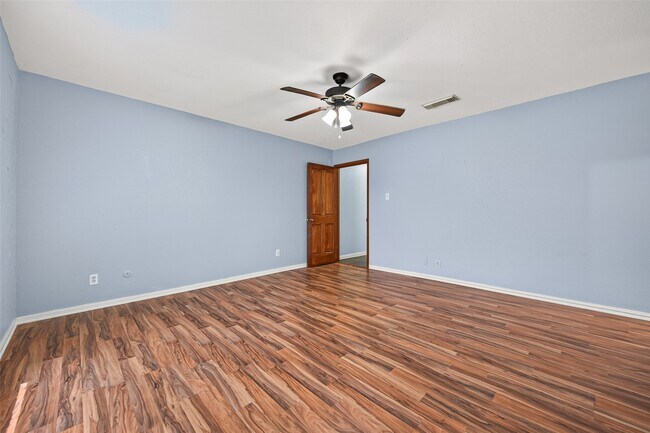 Building Photo - 14515 Wunderlich Dr