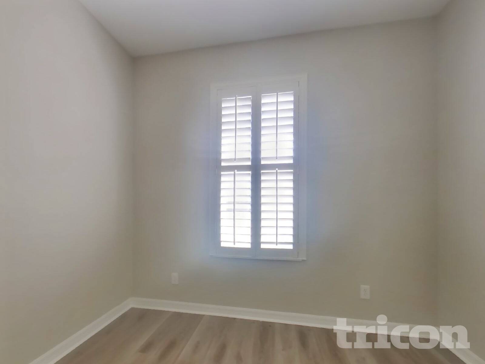 Building Photo - 6300 Falcon Lair Dr