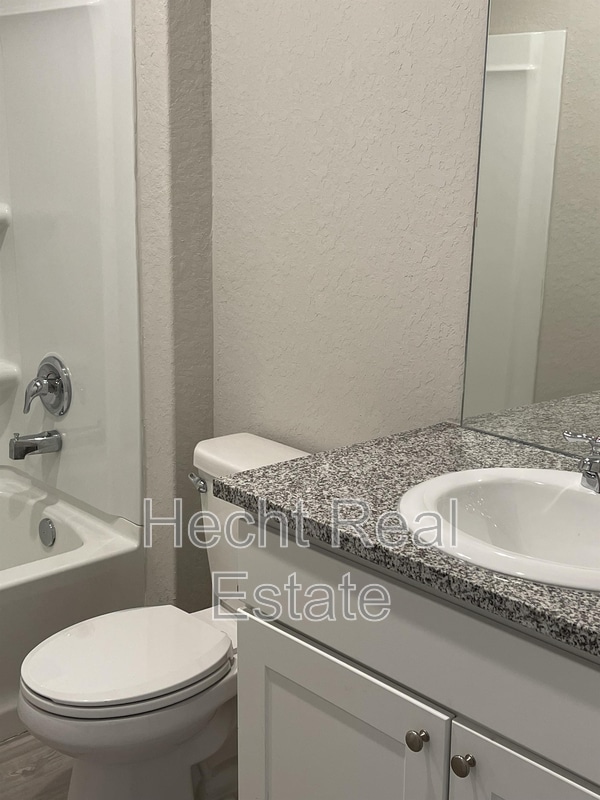 Building Photo - 10727 Prusiner Dr