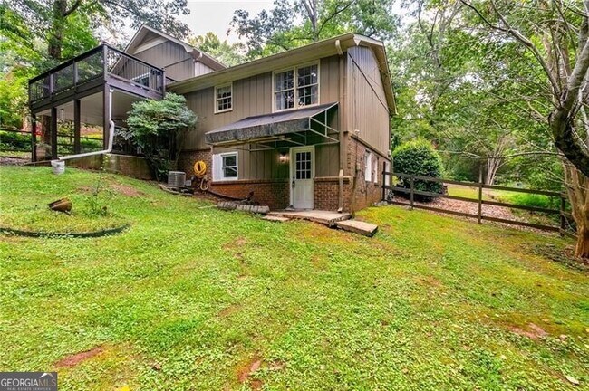 Building Photo - 4932 Rock Haven Dr SW