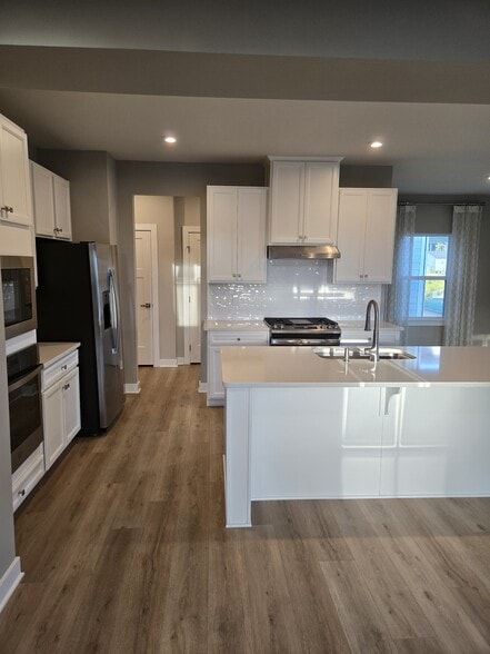 Kitchen - 569 Impala Trce