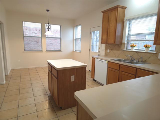 Building Photo - 8537 Muir Dr