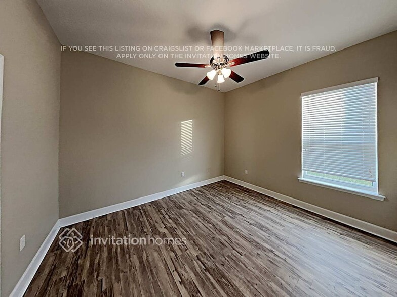 Building Photo - 6895 Bushnell Dr