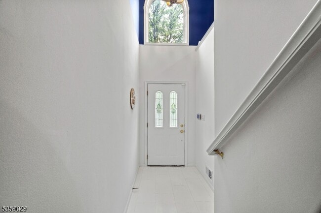 Building Photo - 472 Hartford Dr