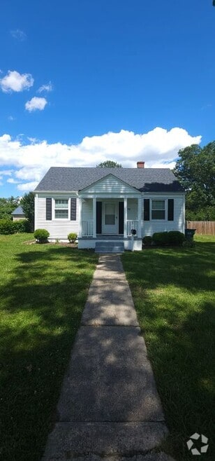 Building Photo - 1711 Betty Ln