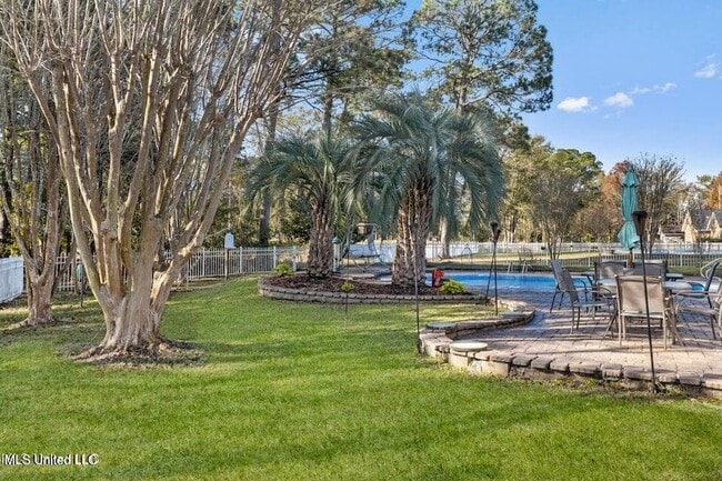 Building Photo - 219 Tantallon Dr