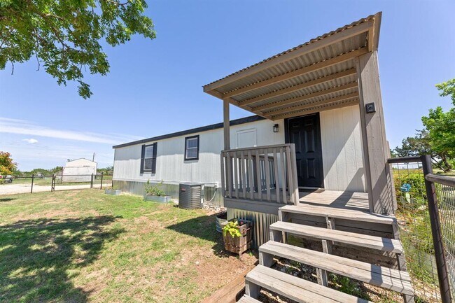 Building Photo - 930 Co Rd 224