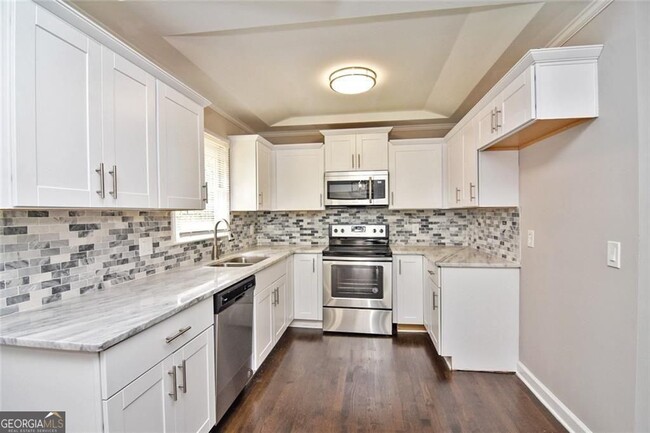 Building Photo - 86 Regency Way SE