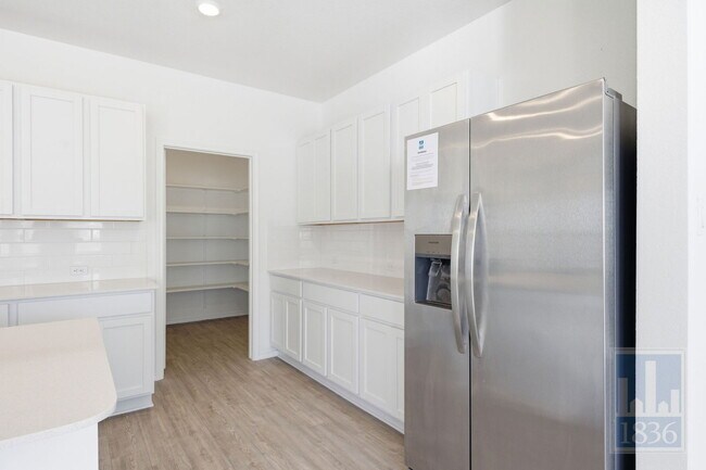 Building Photo - 106 Arbordale St