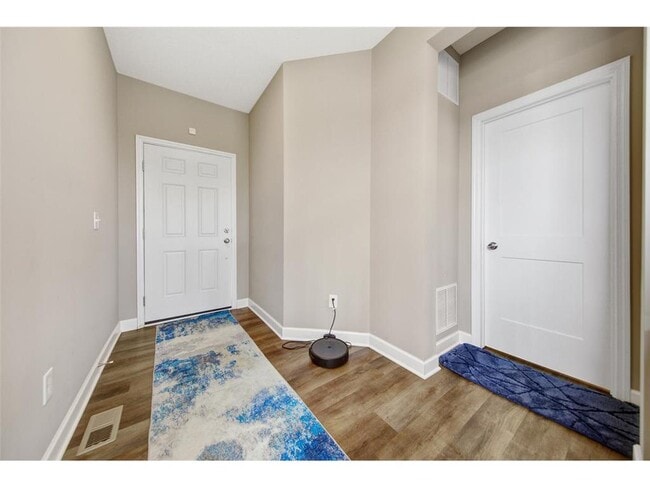 Building Photo - 7291 Alvarado Ln N