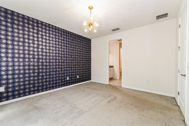 Building Photo - 4721 Arboretum Cir