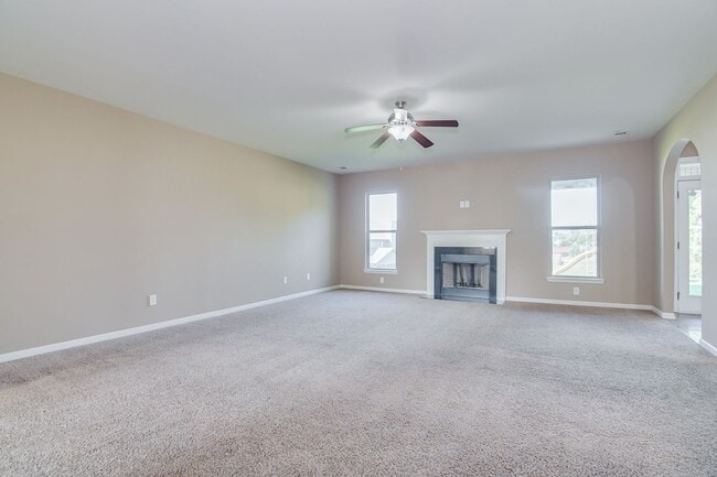 Building Photo - 5403 Hadwin Ct