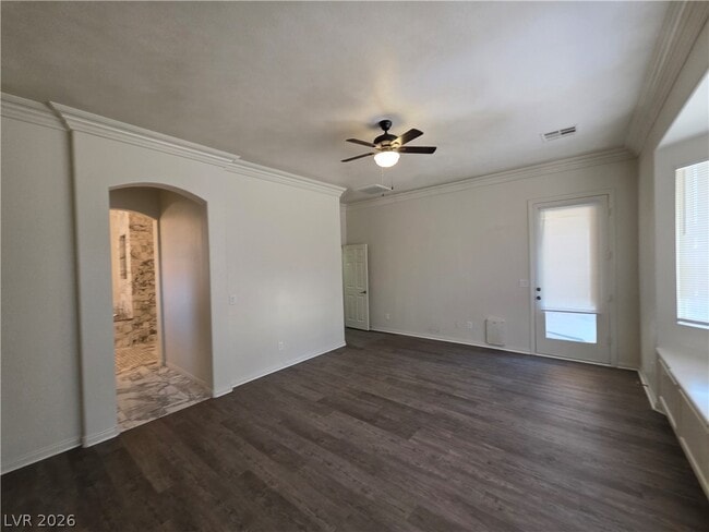 Building Photo - 9338 Wilderness Glen Ave