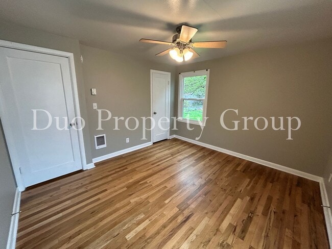 Building Photo - Charming West Eugene Home with Large Yard