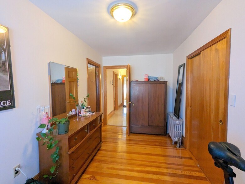 Building Photo - 71 Pennsylvania Ave