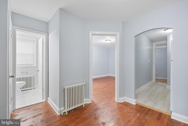 Building Photo - 3919 R St SE