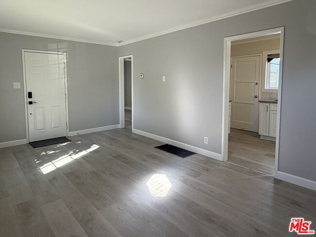 Building Photo - 5510 Beck Ave