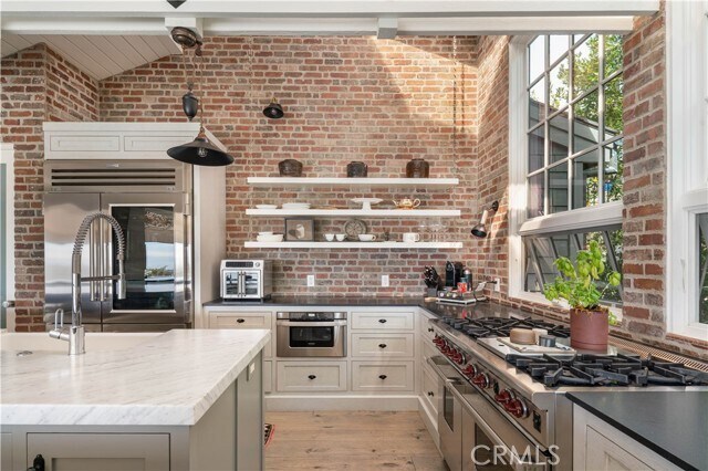 Building Photo - 998 Emerald Bay