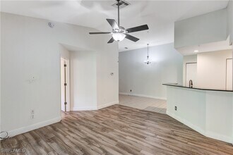 Building Photo - 8285 Ibis Club Dr