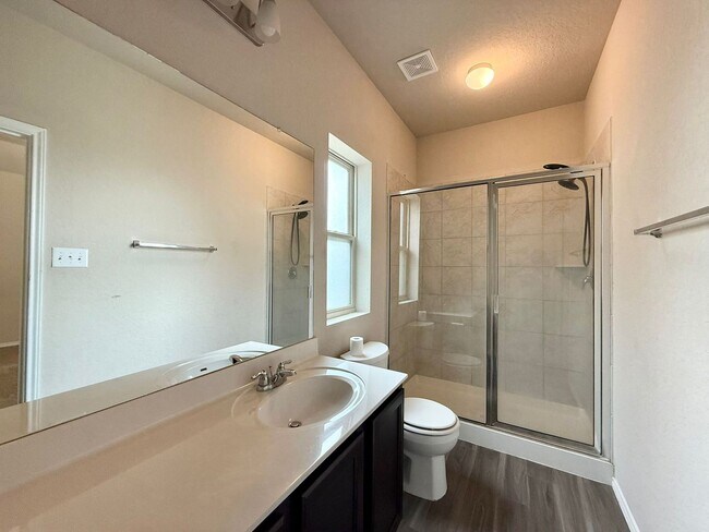 Building Photo - 10534 Green Rock Dr