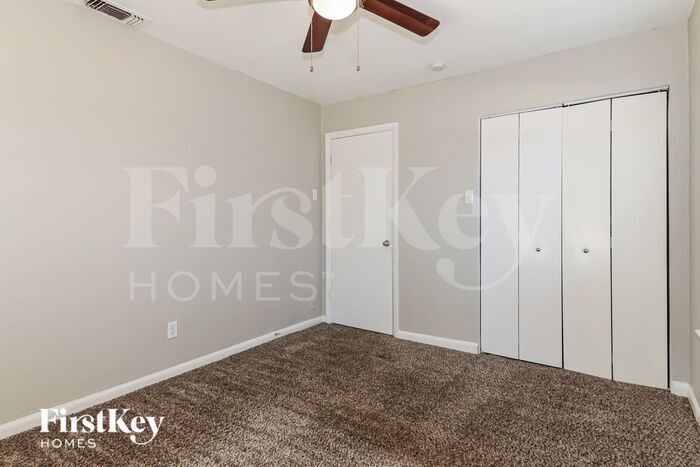 Building Photo - 1421 Belmont St