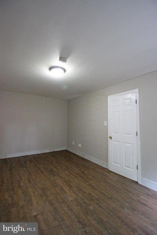 Building Photo - 17 Water St