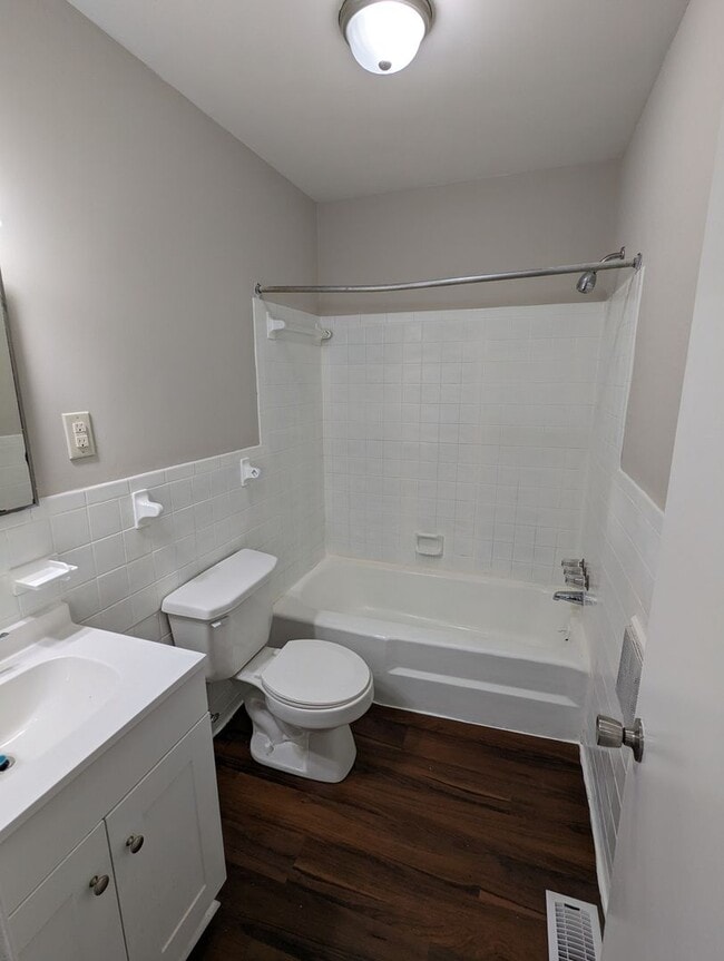 Building Photo - 3 bedroom home in Emporia