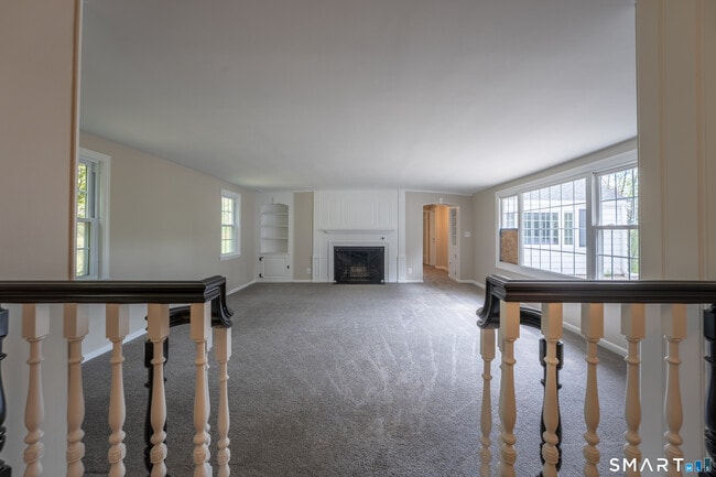 Building Photo - 30 Hillsboro Dr