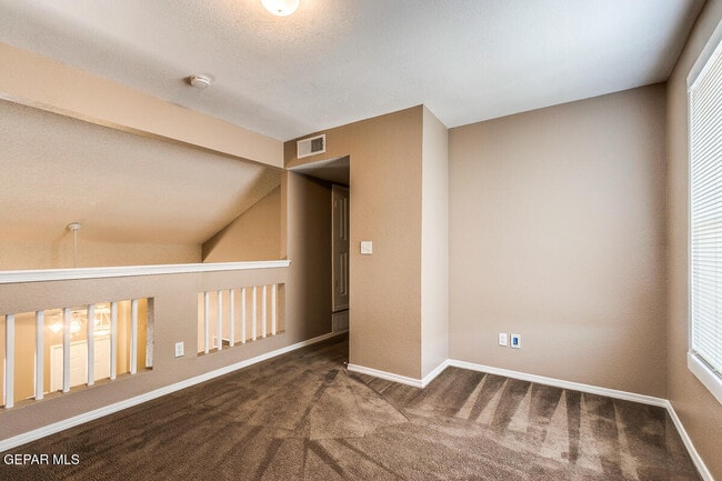 Building Photo - 14236 Gil Reyes Dr