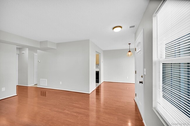 Building Photo - 4706 Whispering Hills Dr