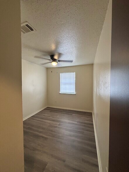 Building Photo - 4159 Lac du Bay Dr