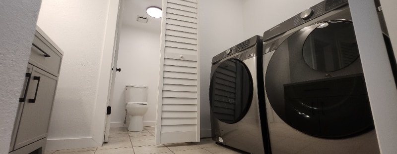 Building Photo - 33 Pony Express Dr