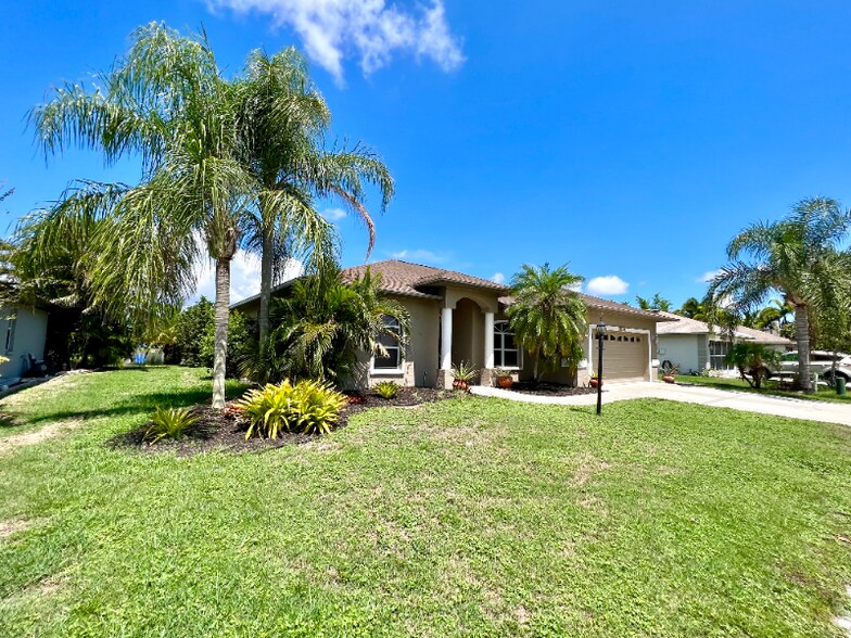 Building Photo - 6614 68th St E