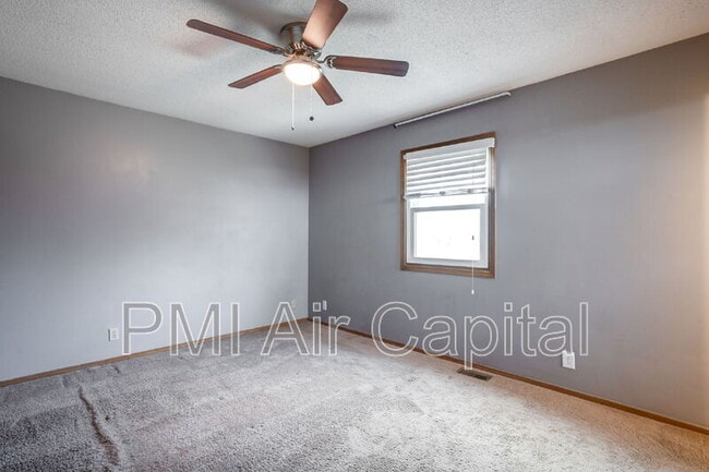 Building Photo - 4043 S Boyd St